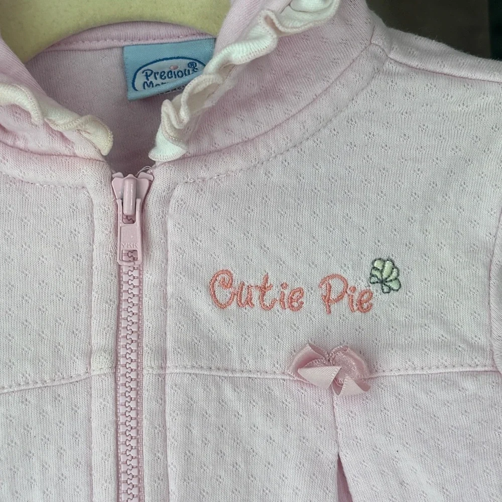 Vintage 2006 Precious Moments baby girl embroidered hoodie zip up cutie teapot